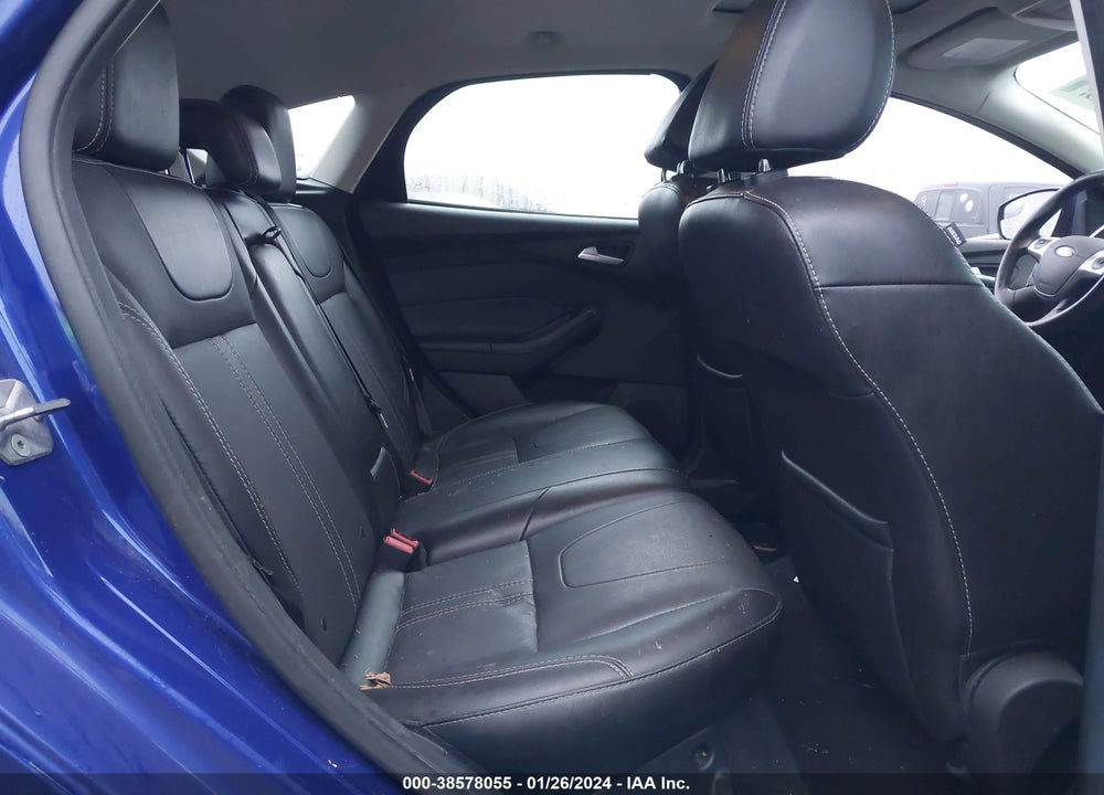 2014 FORD FOCUS SE VIN: 1FADP3K2XEL193220