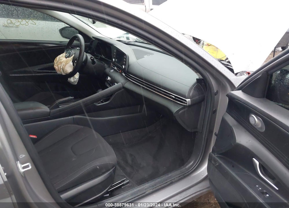 2022 HYUNDAI ELANTRA SEL VIN: KMHLM4AG1NU330830