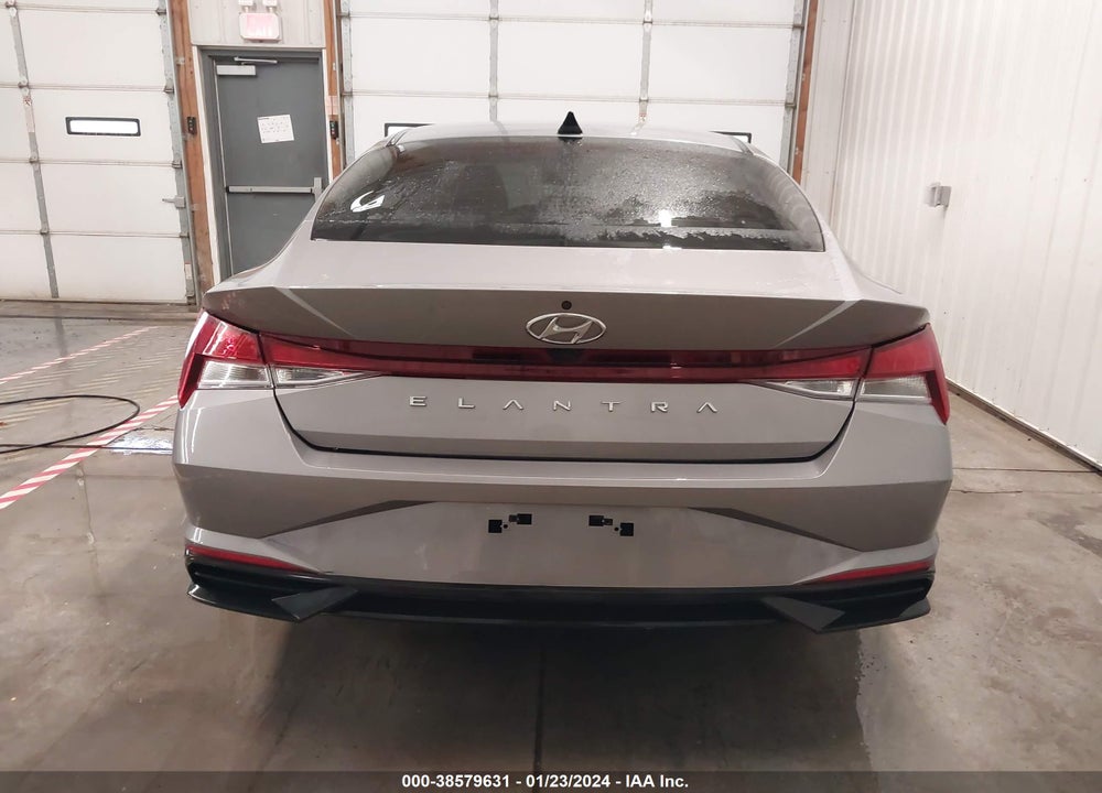 2022 HYUNDAI ELANTRA SEL VIN: KMHLM4AG1NU330830