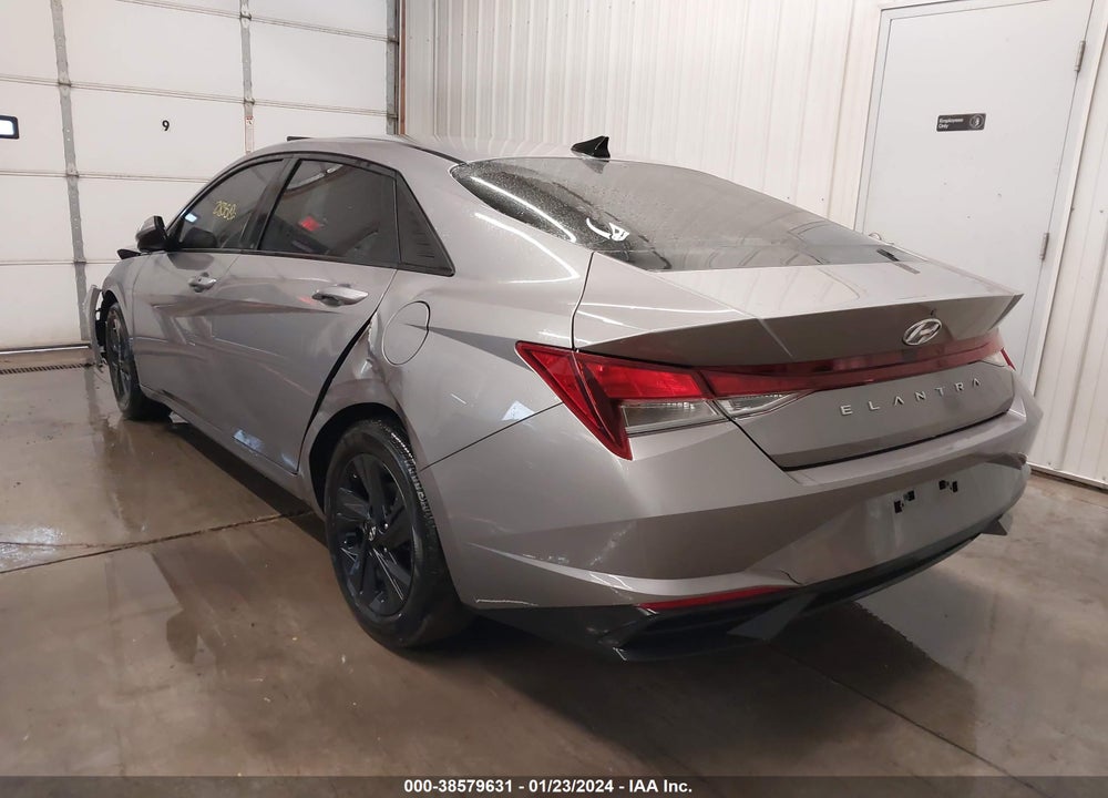 2022 HYUNDAI ELANTRA SEL VIN: KMHLM4AG1NU330830