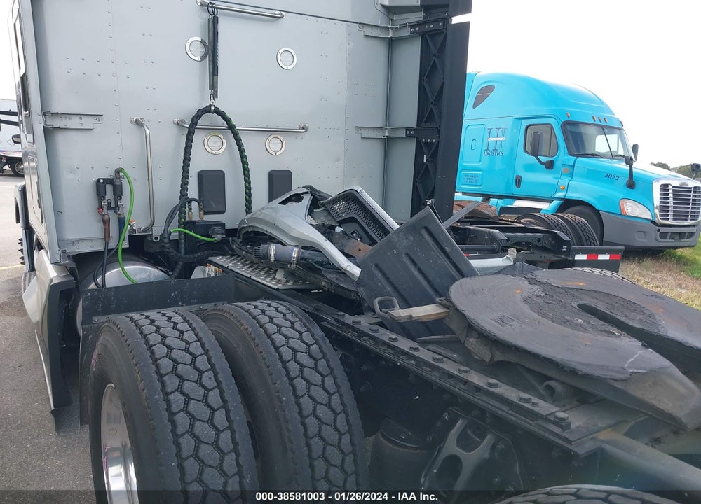 2023 KENWORTH T680 VIN: 1XKYD49X3PJ258097