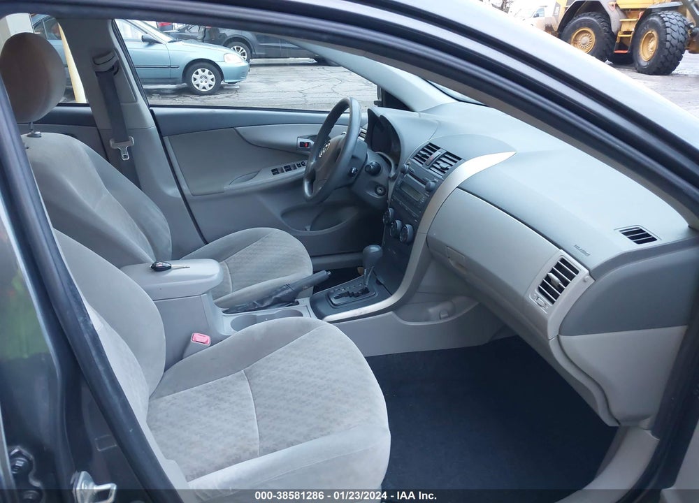 2009 TOYOTA COROLLA LE VIN: JTDBL40E39J041264