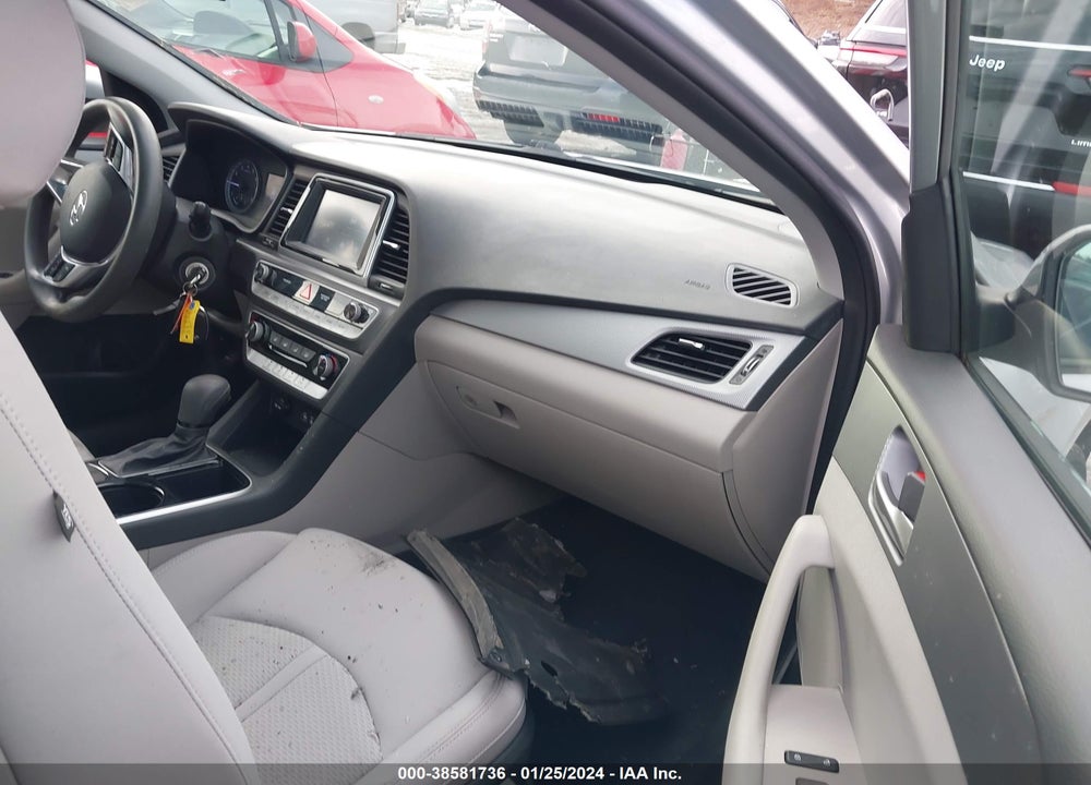 2018 HYUNDAI SONATA SE VIN: 5NPE24AF5JH708954