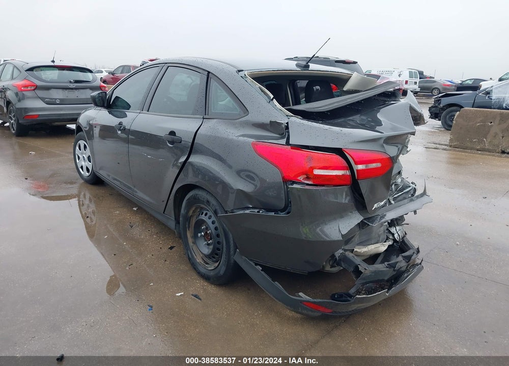 2018 FORD FOCUS S VIN: 1FADP3E24JL311087