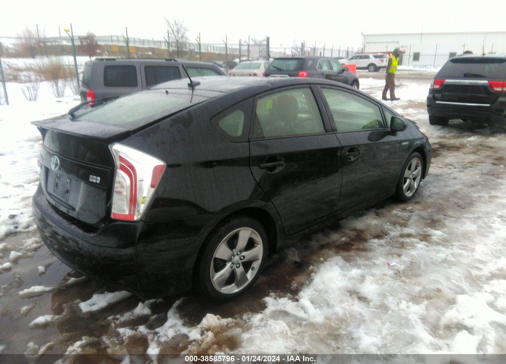 2013 TOYOTA PRIUS THREE SE VIN: JTDKN3DU0D5619795