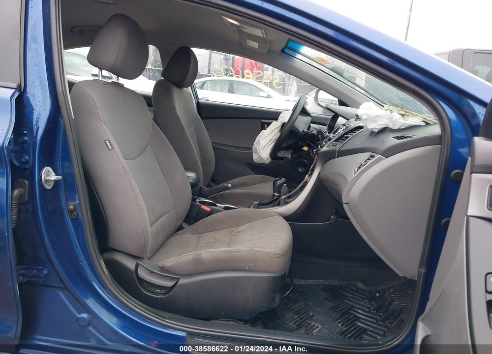 2016 HYUNDAI ELANTRA SE VIN: 5NPDH4AE7GH793502