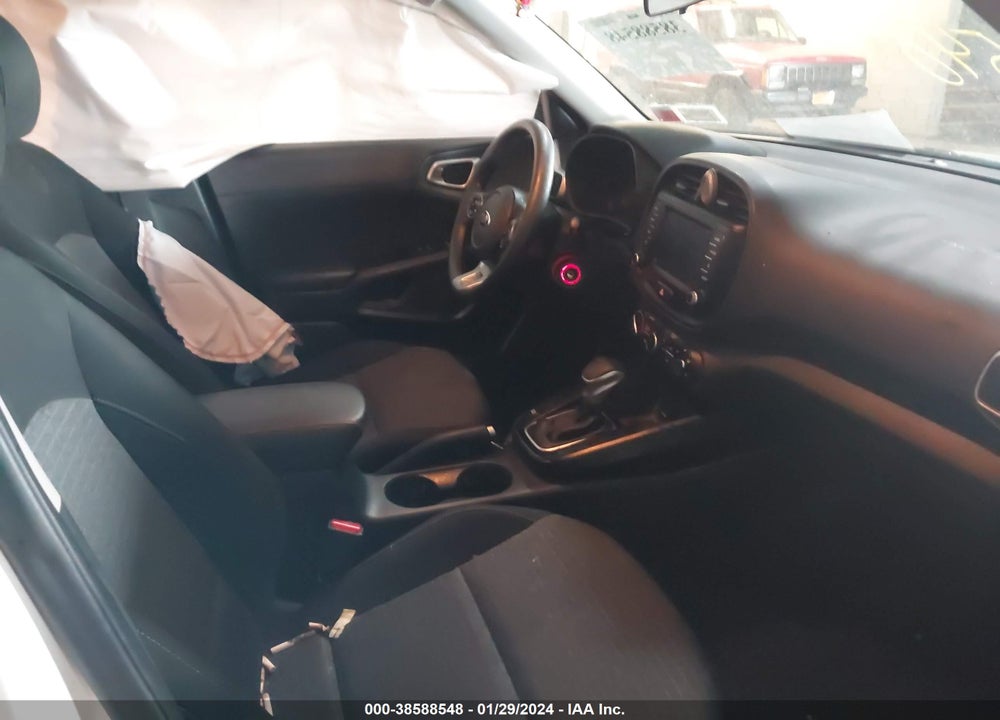 2020 KIA SOUL !/+/S VIN: KNDJ23AU7L7058846
