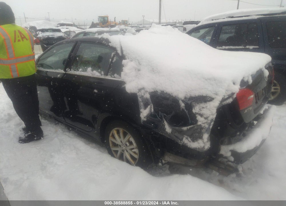 2013 VOLKSWAGEN JETTA 2.5L SE VIN: 3VWDP7AJ9DM426203