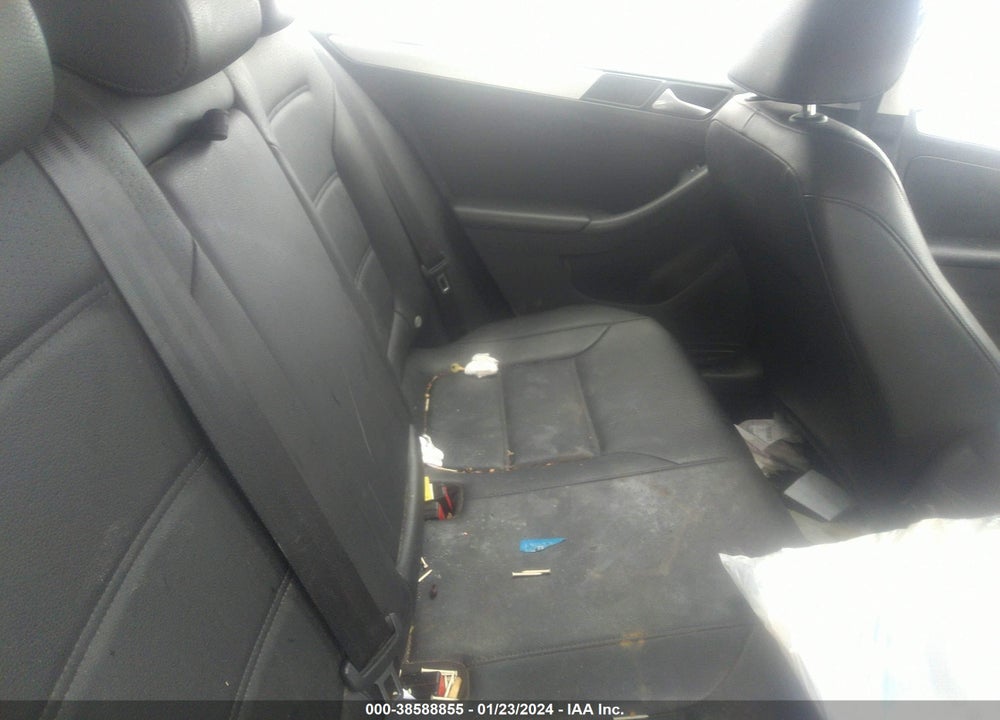 2013 VOLKSWAGEN JETTA 2.5L SE VIN: 3VWDP7AJ9DM426203