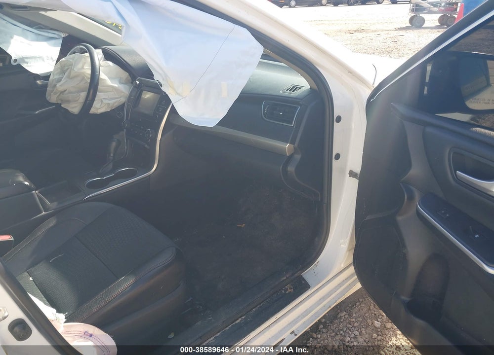 2015 TOYOTA CAMRY SE VIN: 4T1BF1FK5FU926817
