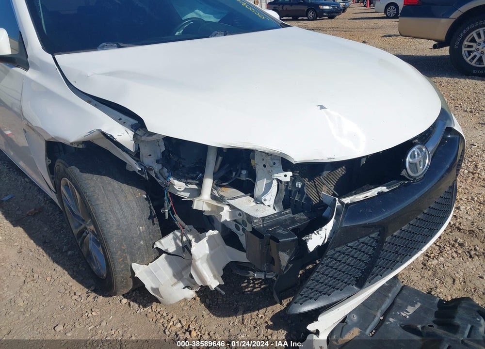 2015 TOYOTA CAMRY SE VIN: 4T1BF1FK5FU926817