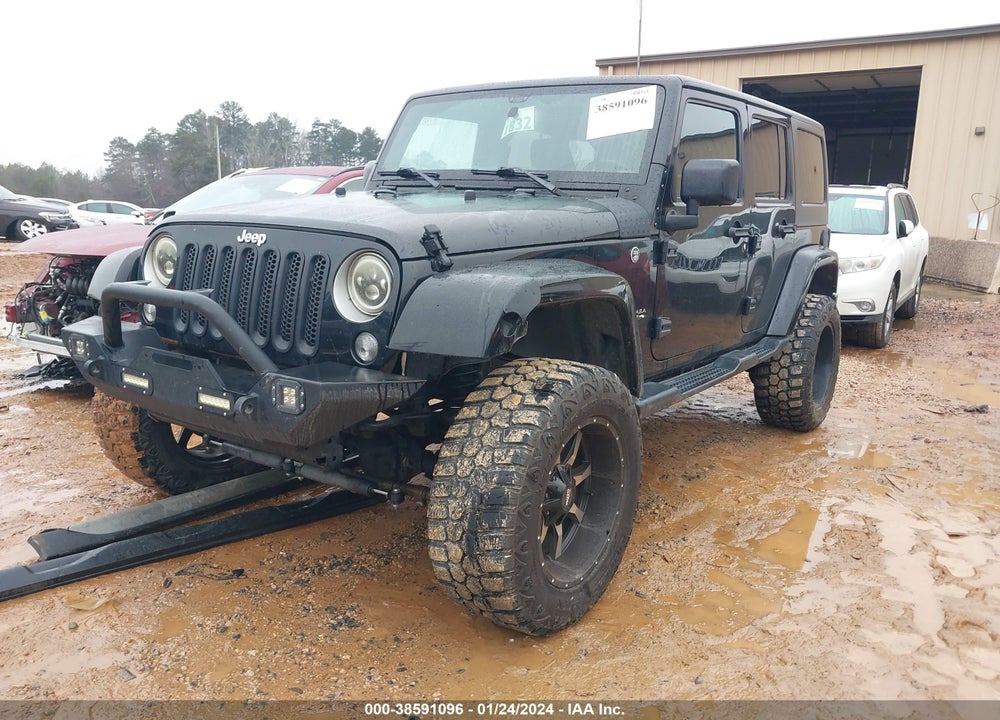 2017 JEEP WRANGLER UNLIMITED SAHARA VIN: 1C4HJWEGXHL586385