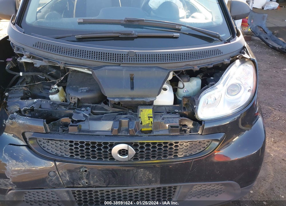2014 SMART FORTWO PASSION/PURE VIN: WMEEJ3BAXEK749105
