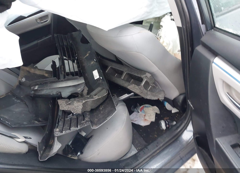 2016 TOYOTA COROLLA LE VIN: 5YFBURHE6GP400419