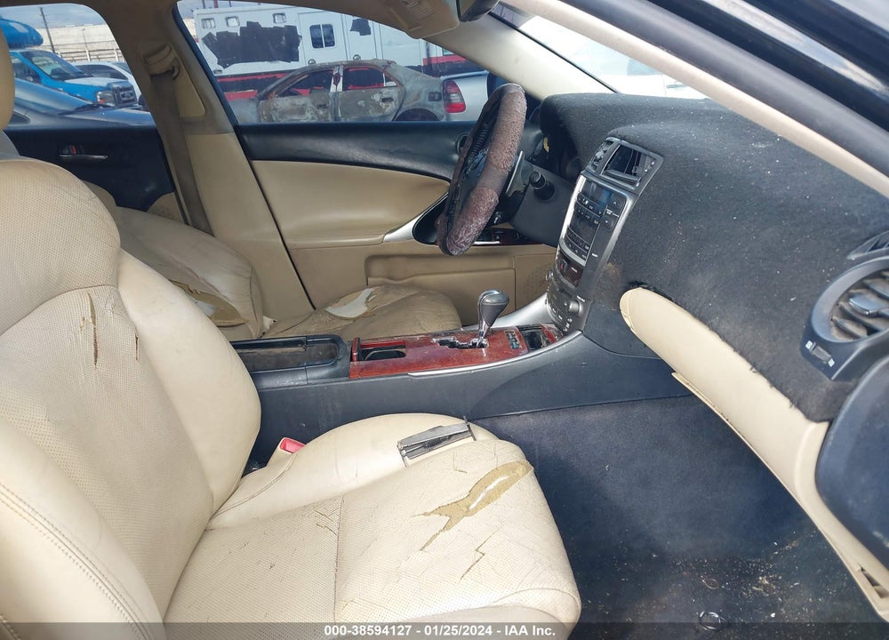 2008 LEXUS IS 250 VIN: JTHBK262582061916