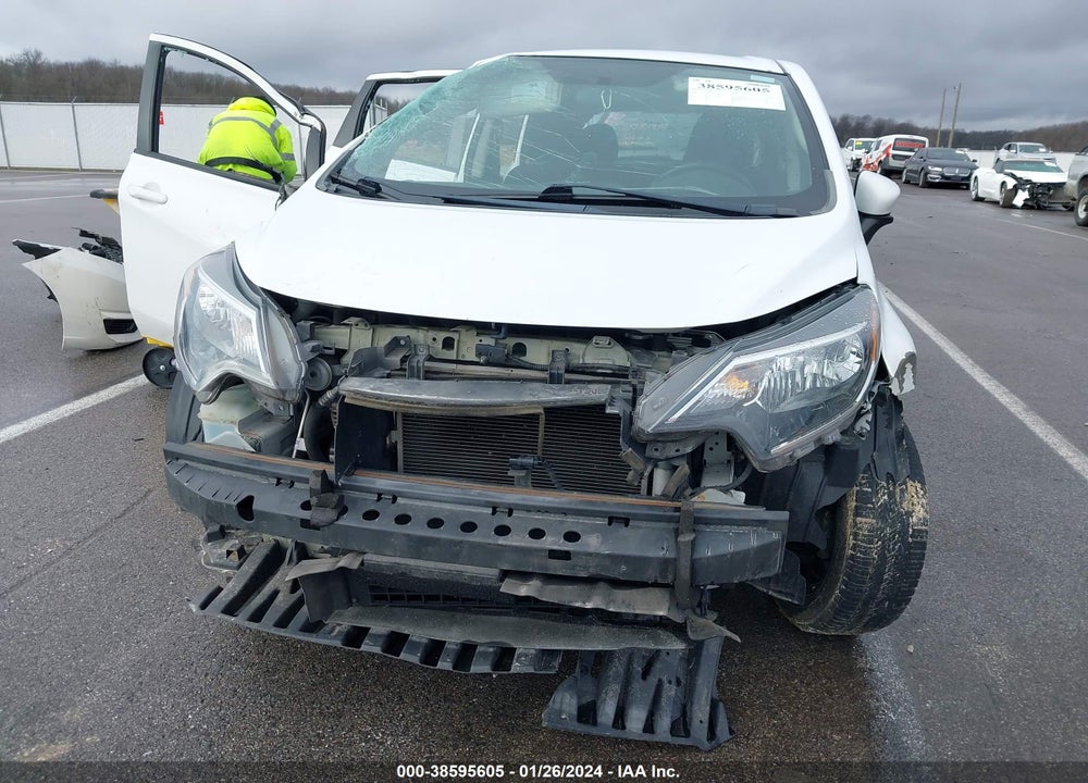 2018 NISSAN VERSA NOTE SV VIN: 3N1CE2CP1JL354670