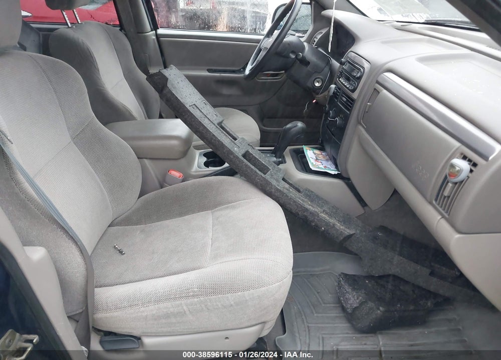 2001 JEEP GRAND CHEROKEE LAREDO VIN: 1J4GW48S01C561951