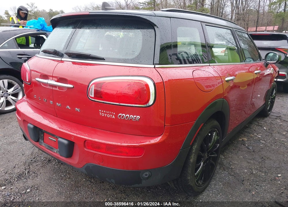2018 MINI CLUBMAN COOPER VIN: WMWLN5C57J2E34067
