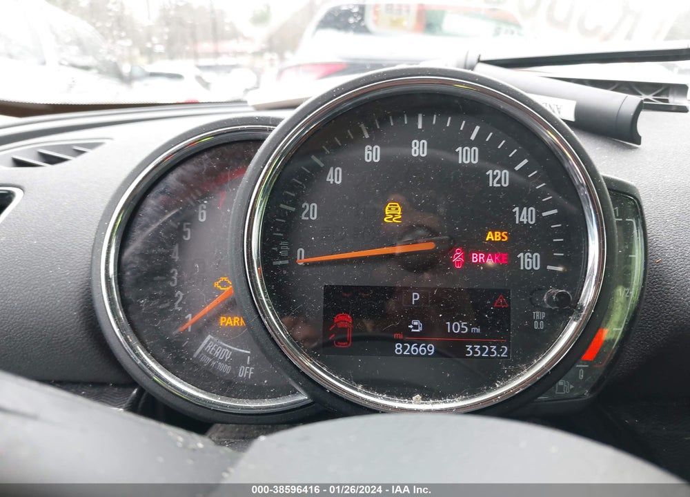 2018 MINI CLUBMAN COOPER VIN: WMWLN5C57J2E34067