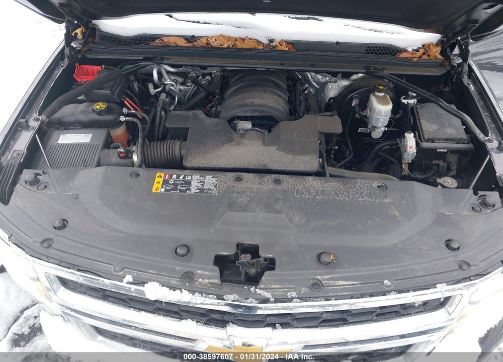 2018 CHEVROLET SUBURBAN LT VIN: 1GNSKHKC5JR262366