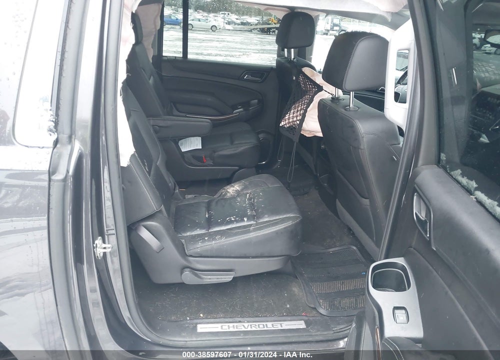 2018 CHEVROLET SUBURBAN LT VIN: 1GNSKHKC5JR262366