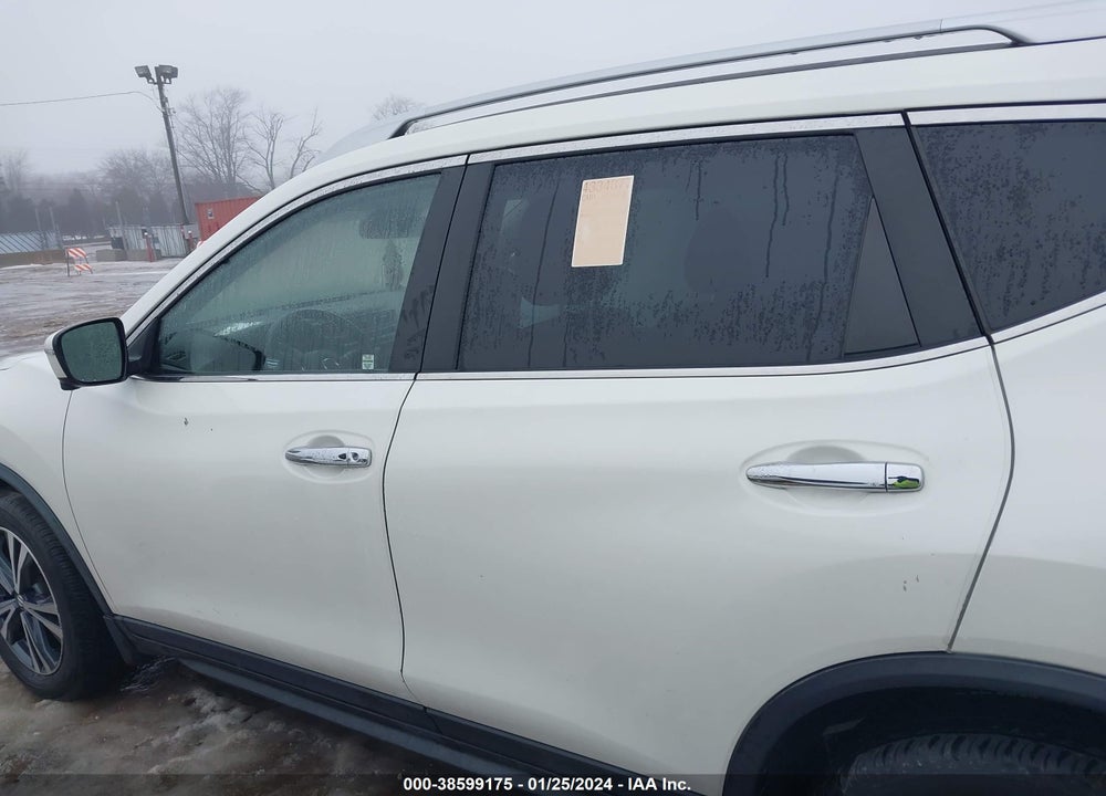 2019 NISSAN ROGUE SV VIN: JN8AT2MVXKW380840