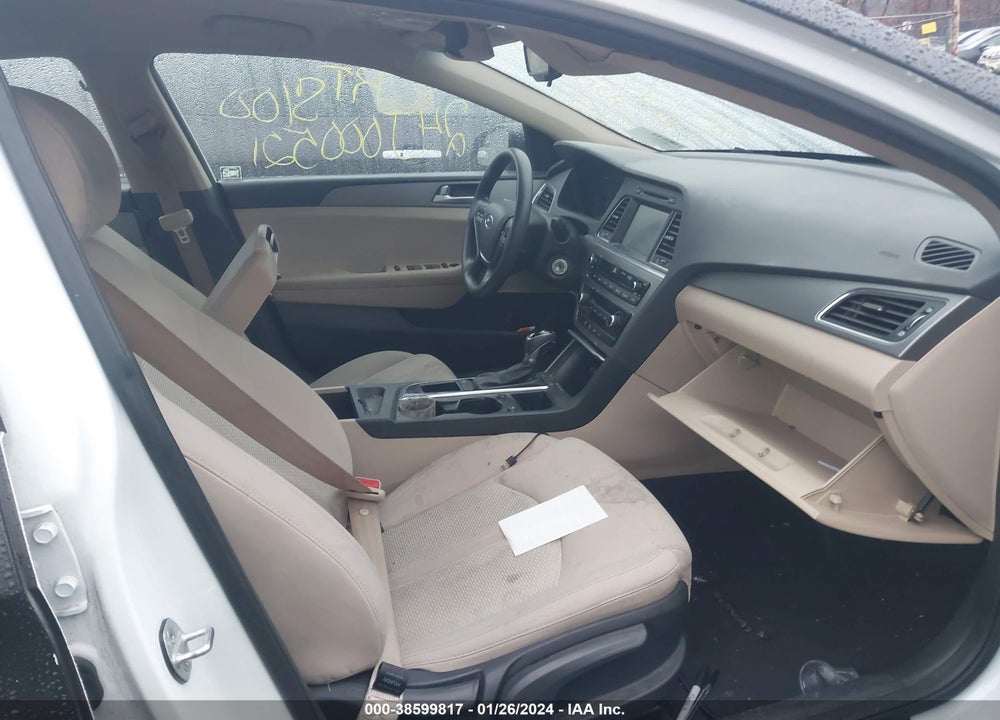 2016 HYUNDAI SONATA SE VIN: 5NPE24AFXGH306792