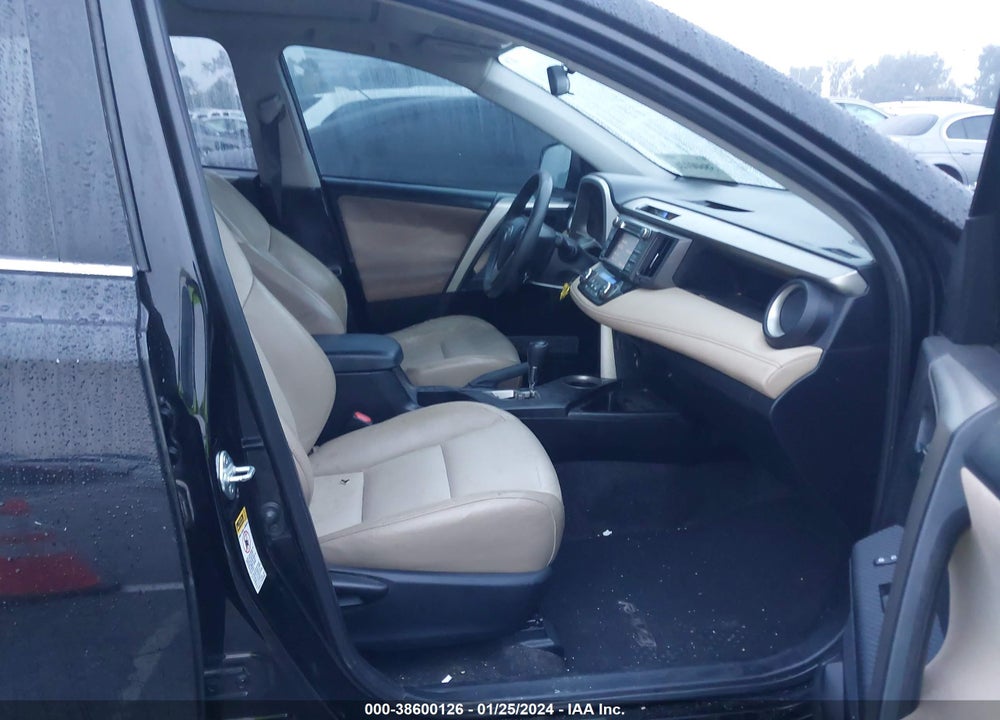 2014 TOYOTA RAV4 XLE VIN: 2T3WFREV7EW122455