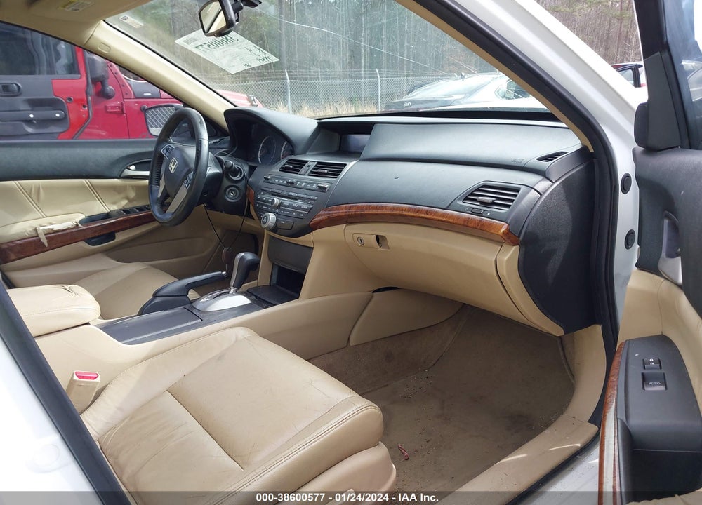 2012 HONDA ACCORD VIN: 1HGCP2F81CA070480