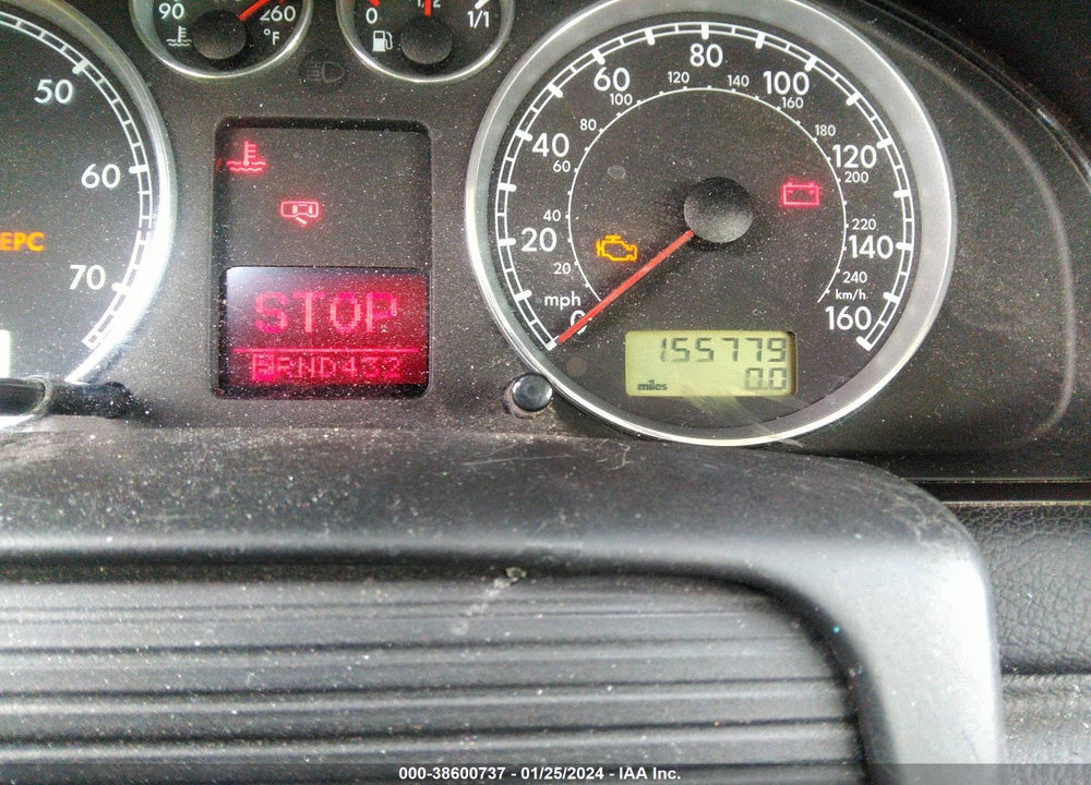 2003 VOLKSWAGEN PASSAT GLX VIN: WVWYH63B33E365159