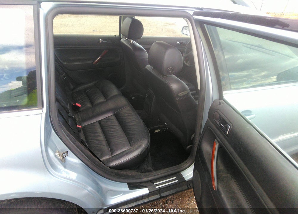 2003 VOLKSWAGEN PASSAT GLX VIN: WVWYH63B33E365159
