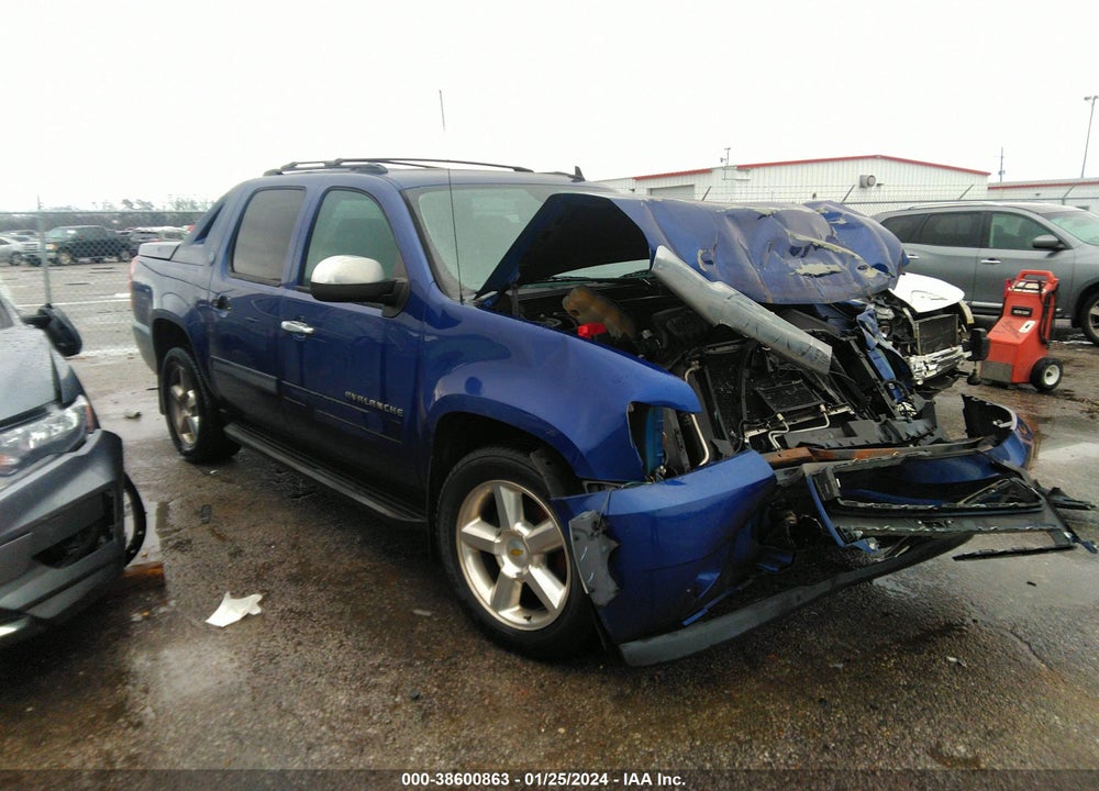 2013 CHEVROLET AVALANCHE LT VIN: 3GNMCFE04DG287579