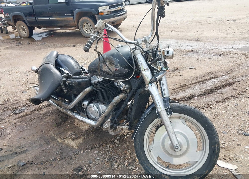 2001 HONDA VT1100 C2 VIN: 1HFSC43091A100618