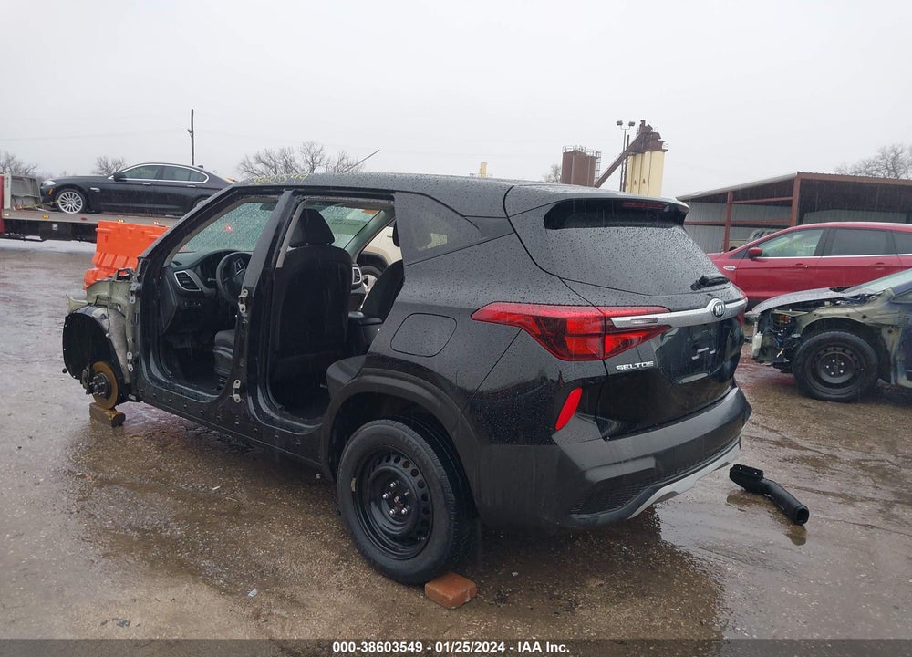 2021 KIA SELTOS LX VIN: KNDEPCAA6M7086793