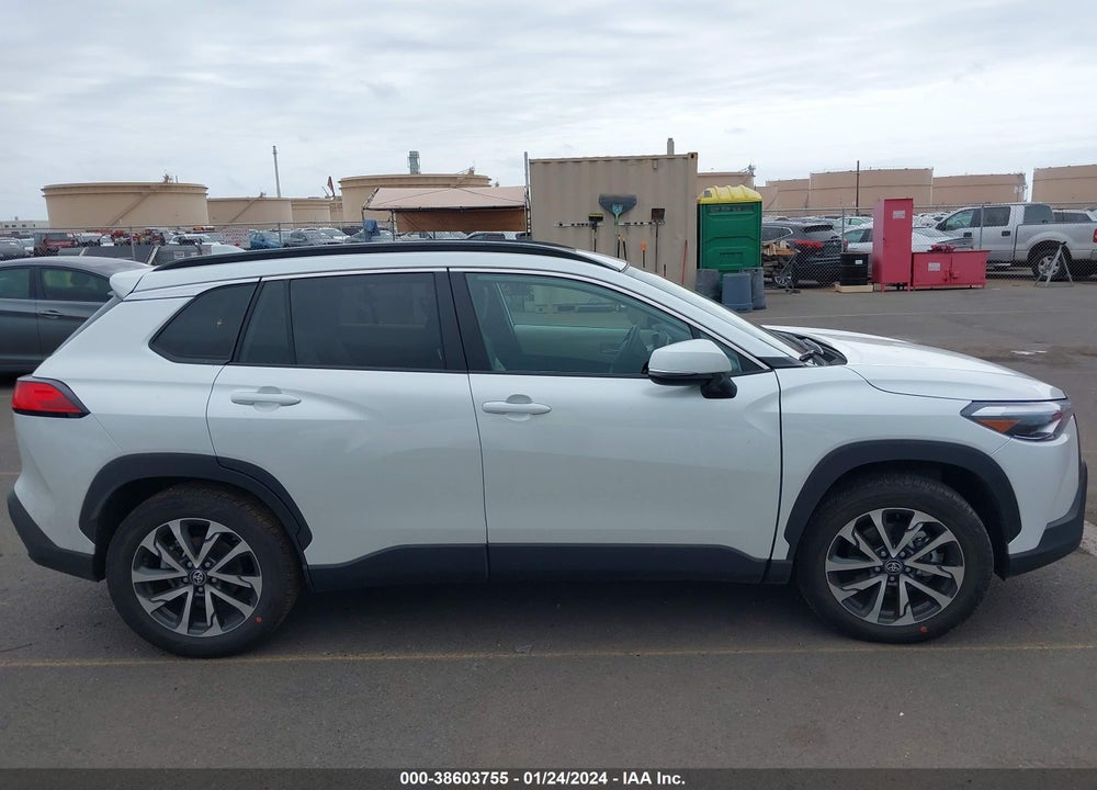 2023 TOYOTA COROLLA CROSS XLE VIN: 7MUDAAAG9PV065295