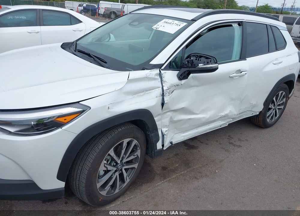 2023 TOYOTA COROLLA CROSS XLE VIN: 7MUDAAAG9PV065295