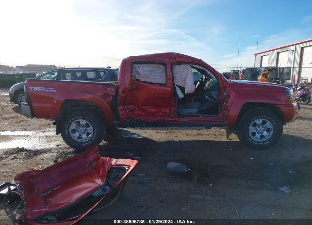 2014 TOYOTA TACOMA BASE V6 VIN: 3TMLU4EN6EM141916