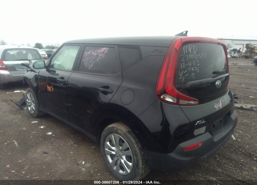 2021 KIA SOUL LX VIN: KNDJ23AU2M7787225