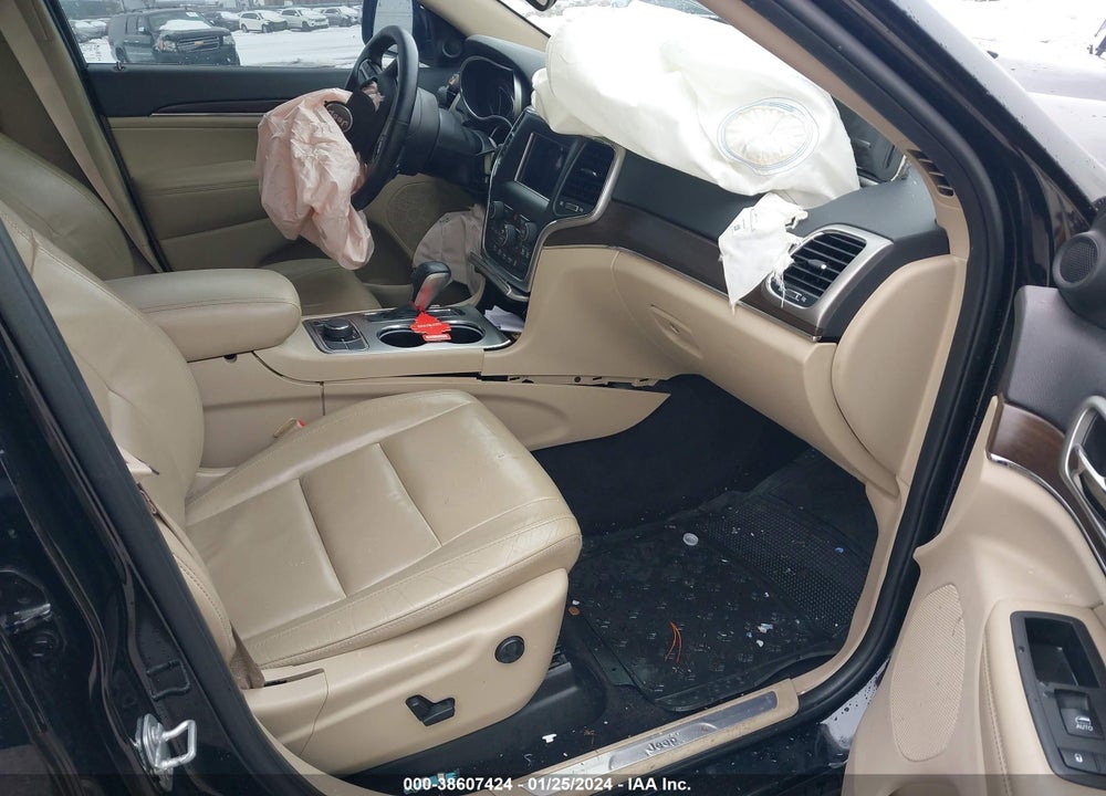 2018 JEEP GRAND CHEROKEE VIN: 1C4RJFBGXJC144334