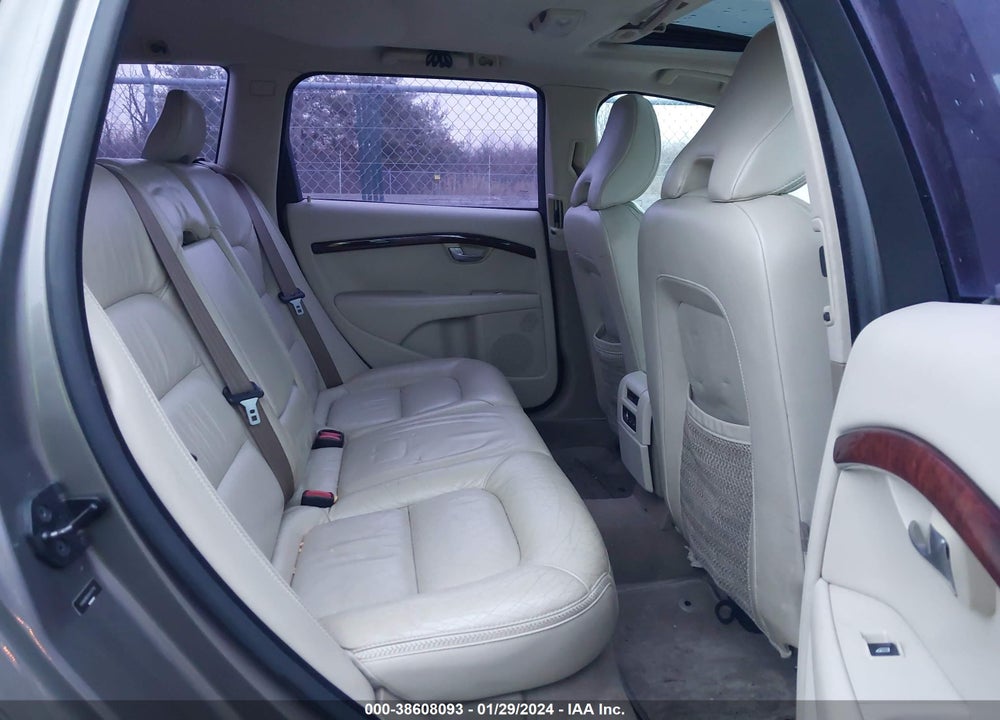 2008 VOLVO XC70 3.2 VIN: YV4BZ982281011710