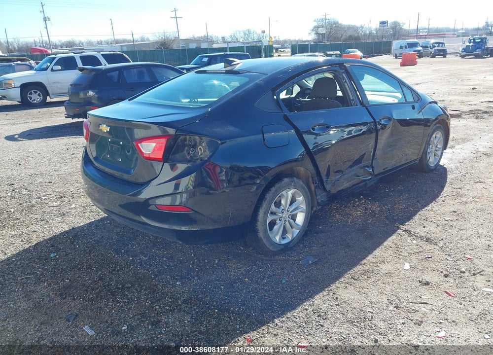 2019 CHEVROLET CRUZE LS VIN: 1G1BC5SM7K7126002