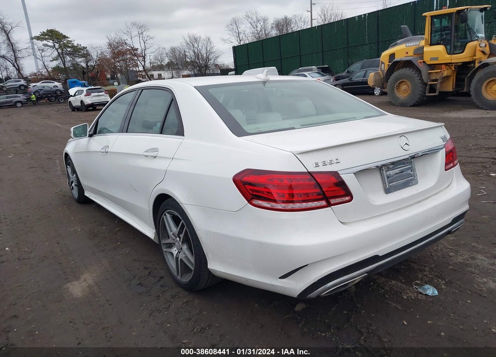2016 MERCEDES-BENZ E 350 4MATIC VIN: WDDHF8JB6GB193596