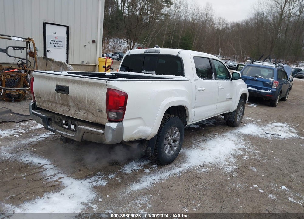 2019 TOYOTA TACOMA SR5 V6 VIN: 3TMCZ5AN0KM220622