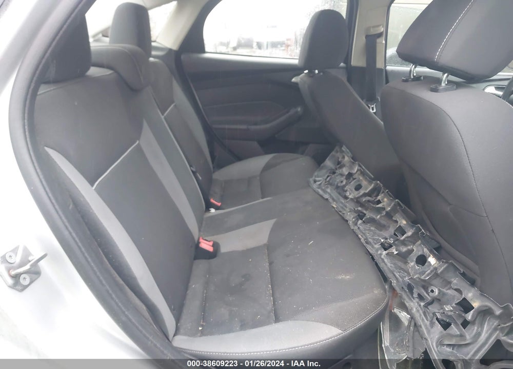 2013 FORD FOCUS SE VIN: 1FADP3F24DL297226