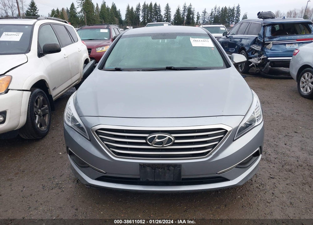 2016 HYUNDAI SONATA SE VIN: 5NPE24AF0GH369075