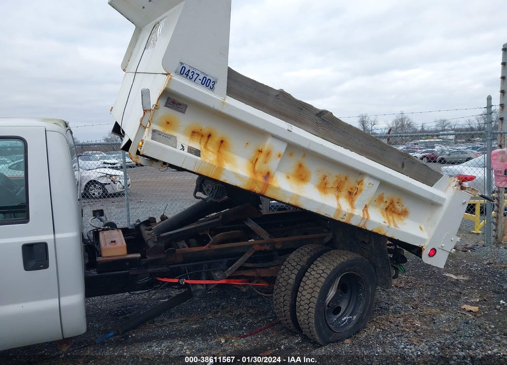 2011 FORD F-550 CHASSIS XL VIN: 1FDUF5HT3BEA20496