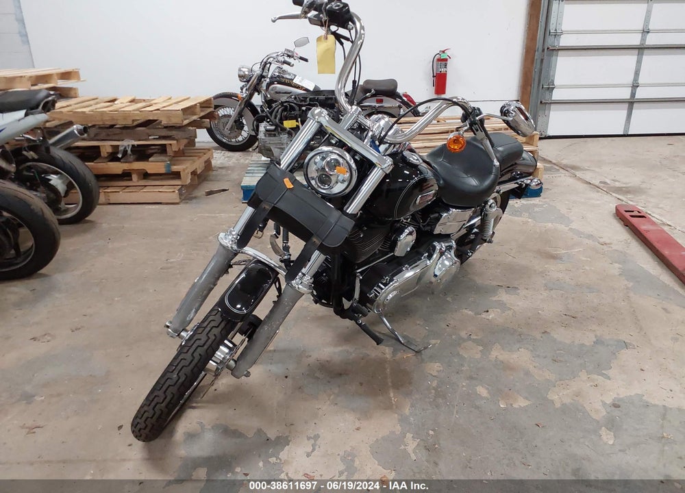 2006 HARLEY-DAVIDSON FXDWGI VIN: 1HD1GP1106K343290