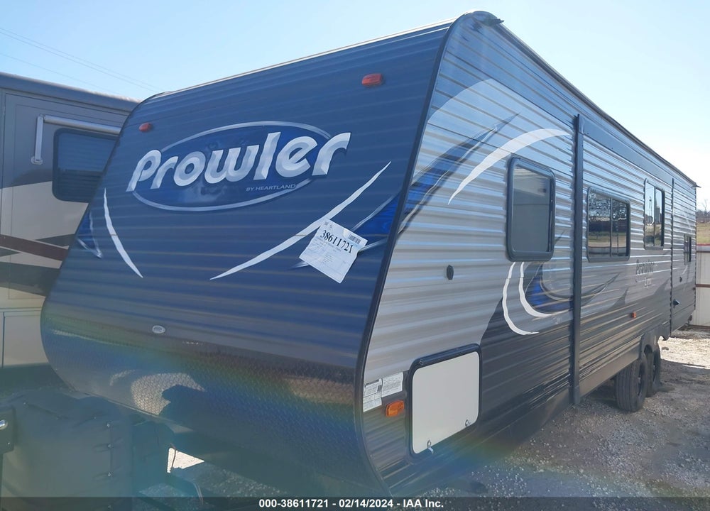 2018 PROWLER 30LX VIN: 5SFPB332XJE359512