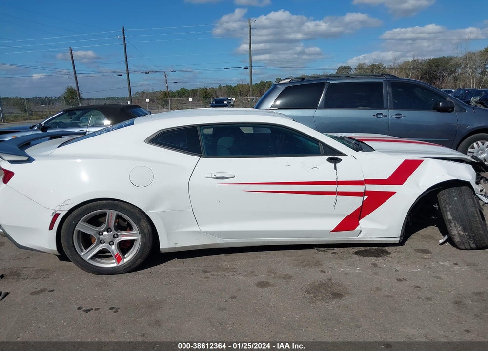 2018 CHEVROLET CAMARO 1LS VIN: 1G1FA1RX2J0116551