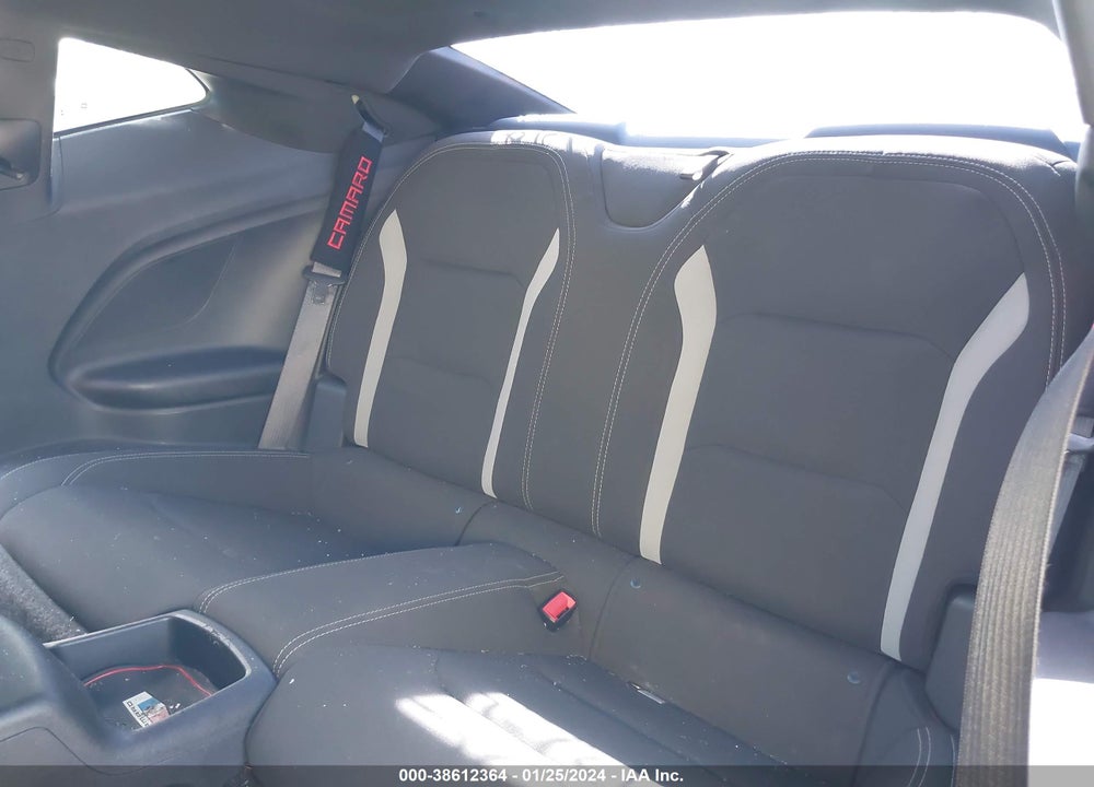 2018 CHEVROLET CAMARO 1LS VIN: 1G1FA1RX2J0116551